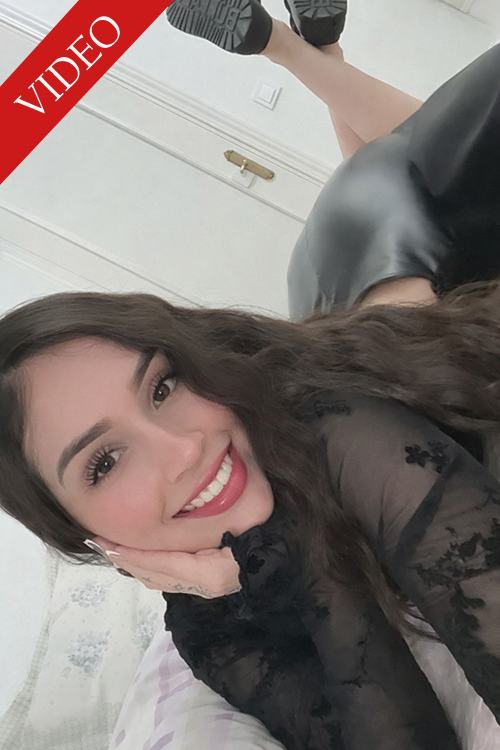 Ibiza Tops - Escorts - SAMIRA